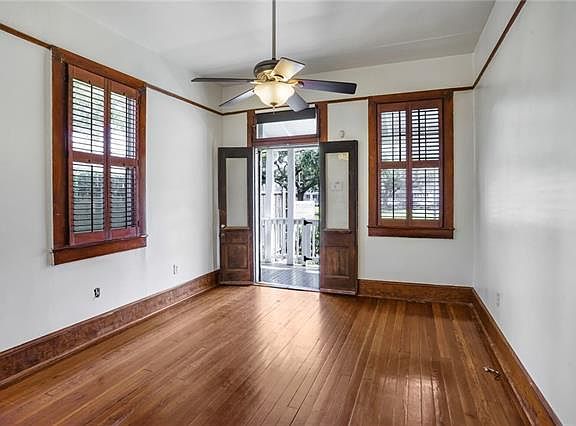 3rd image of 3723 Orleans Ave