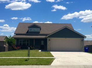 1915 Sutter Woods Rd, Junction City, KS 66441