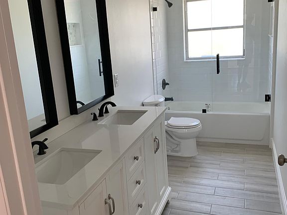 3rd image of 707 Lafayette Blvd