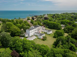 553 Bellevue Ave APT 1, Newport, RI 02840