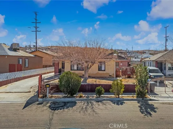 910 Nancy St, Barstow, CA 92311