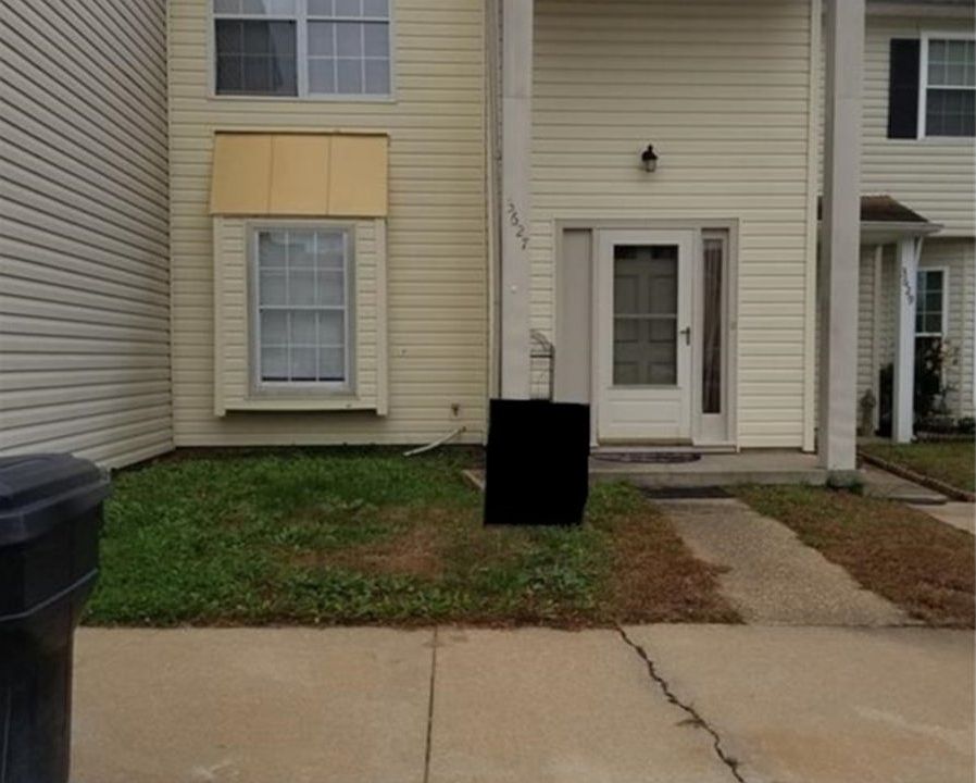 2nd image of 3627 Sylvan Ln