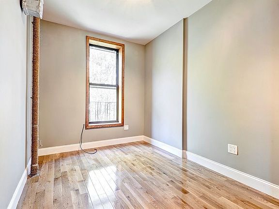4th image of 164 Sherman Ave APT 56