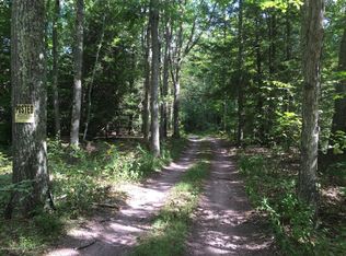 Trolley Bed Rd, Drums, PA 18222