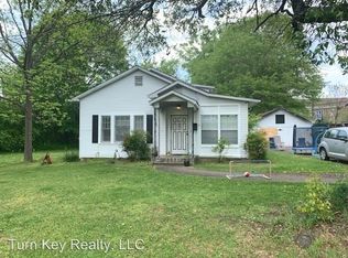 300 Linden St, Trussville, AL 35173
