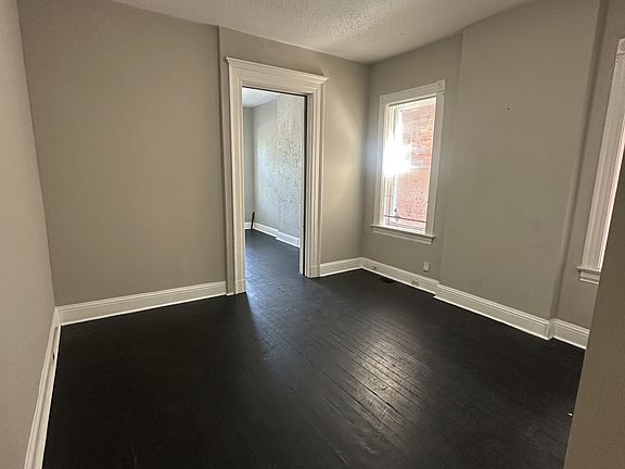 5th image of 3244 Gravois Ave #1F
