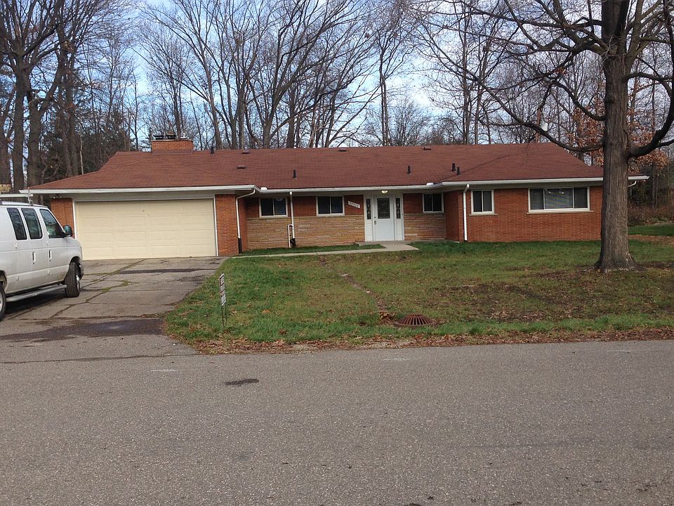 1st image of 22904 N Bellwood Dr