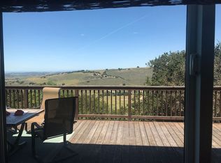 28017 Mesa De Tierra Rd, Salinas, CA 93908