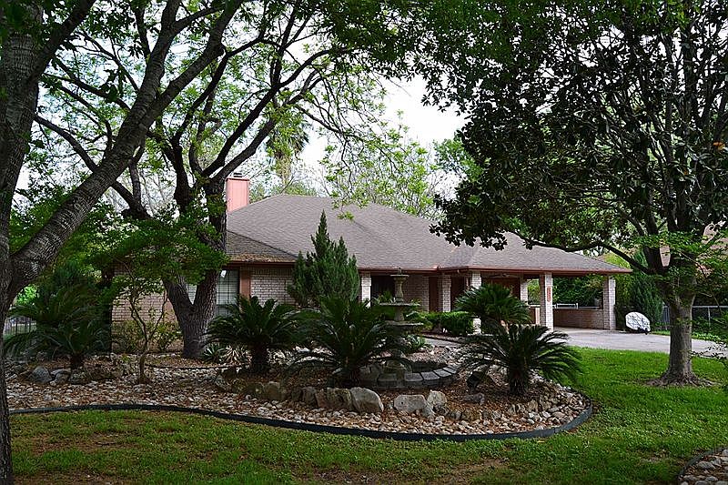 522 Woodlake Dr, Mc Queeney, TX 78123 Zillow