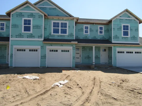6136 Burgess Dr #6, Spring Lake, MI 49456