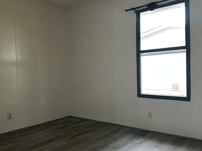 111 Saint Ellen Dr — Photo 6