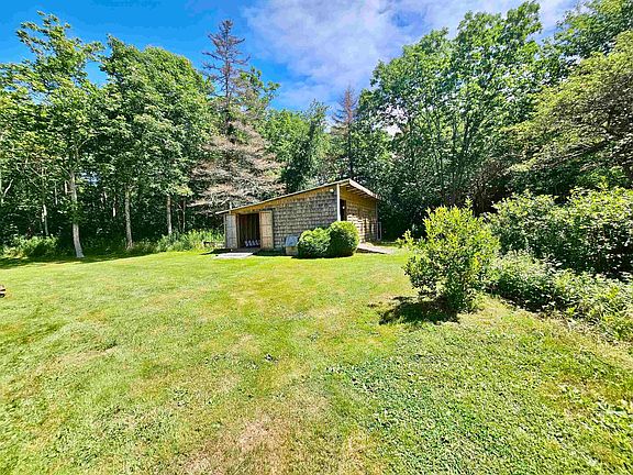 5th image of 450 Culloden Rd