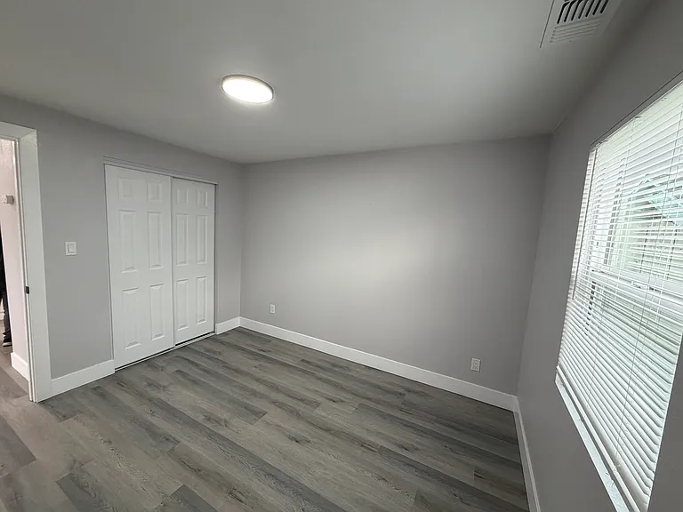 3811 15th Ave #1/2 — Photo 12