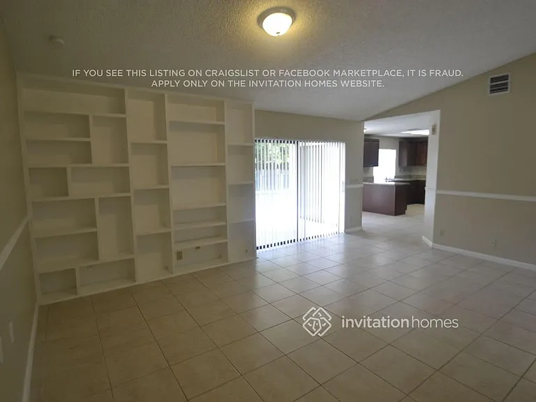 5016 NW 66th Dr — Photo 9