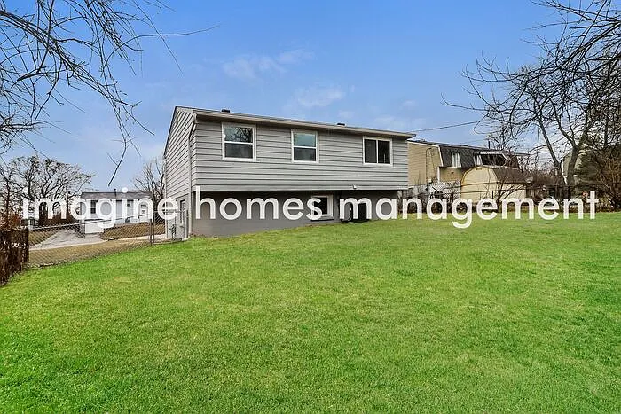 11705 Elkwood Dr — Photo 11