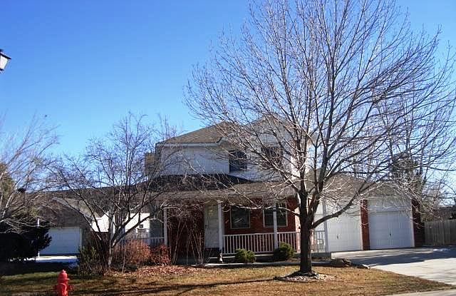 1st image of 708 51st Ave