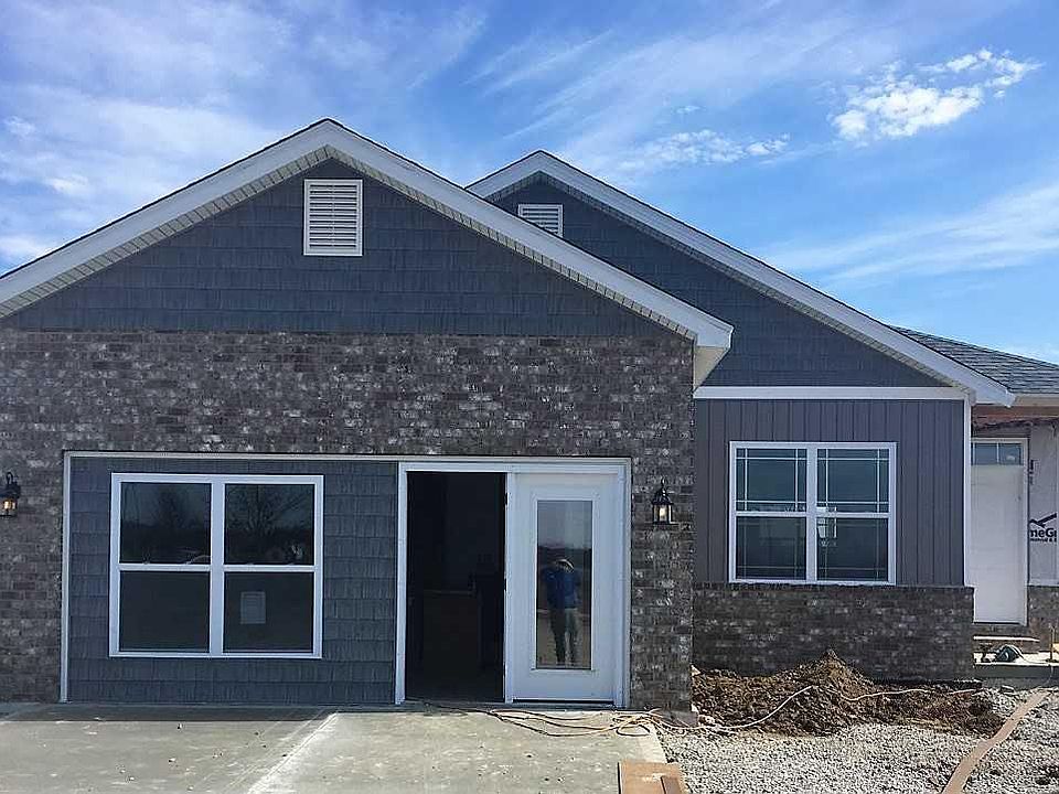 1st image of 202 Wingate Blvd