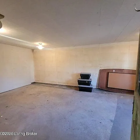 210 Arterburn Dr — Photo 36