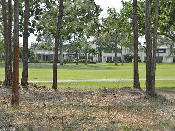 3rd image of 830 Palmetto Pointe Cir