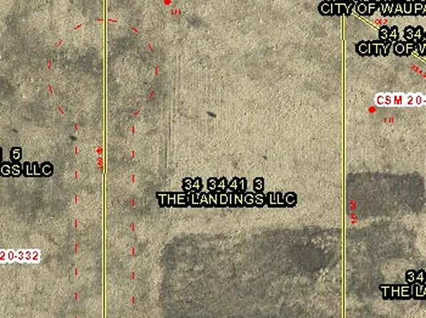 Commercial Dr, Waupaca, WI 54981