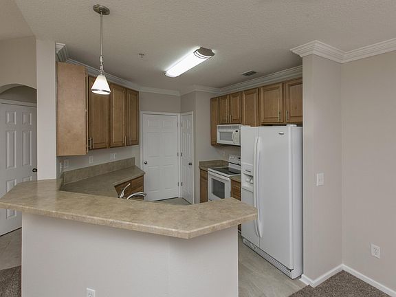 2nd image of 785 OAKLEAF PLANTATION #1812