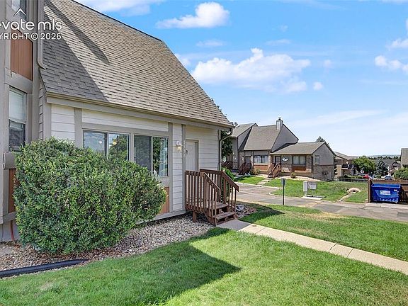 2nd image of 5556 Mansfield Ct