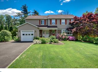 1155 Chickasaw Cir, Warrington, PA 18976