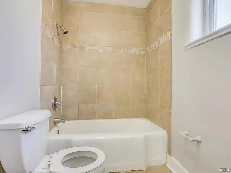 4900 W 2nd Ave #1 — Photo 11