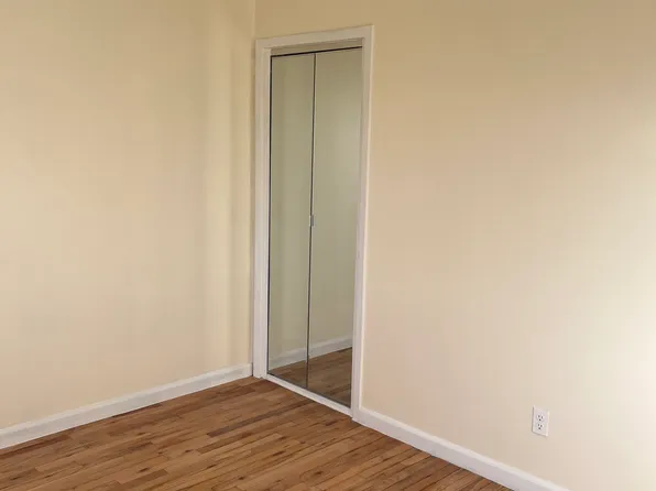 13 Gunther Place image 3 of 7