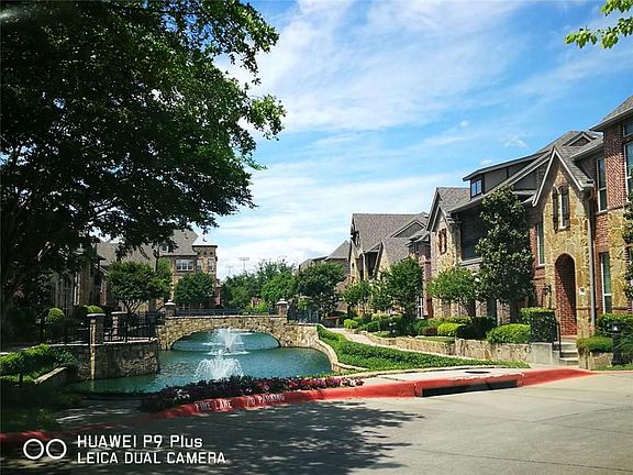 3rd image of 4062 Bishop Ln