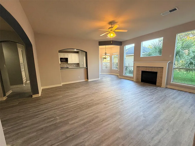 2303 Chelsea Ridge Ct — Photo 16