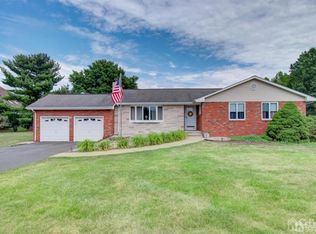 87 Petty Rd, Cranbury, NJ 08512