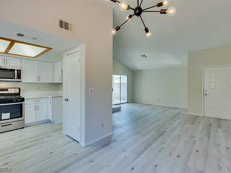 582 Searchlight Dr — Photo 29