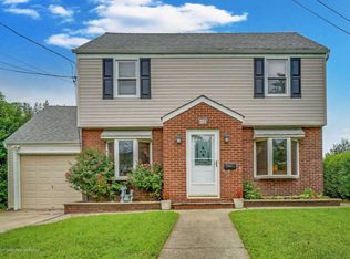 42 Canterbury Ave, North Arlington, NJ 07031