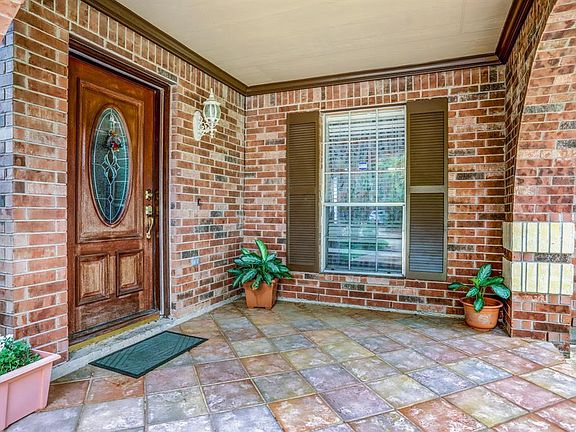 4th image of 12731 Golden Brook Dr