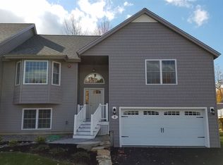 43 Winchester Dr #902B, Hampstead, NH 03826