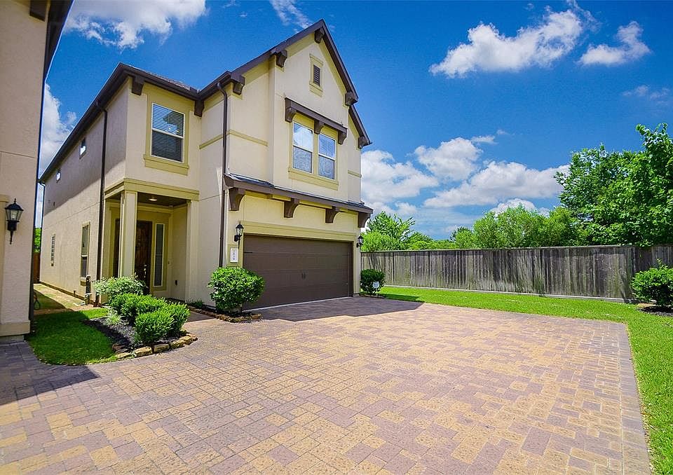 1st image of 2839 Shadow Woods Ct