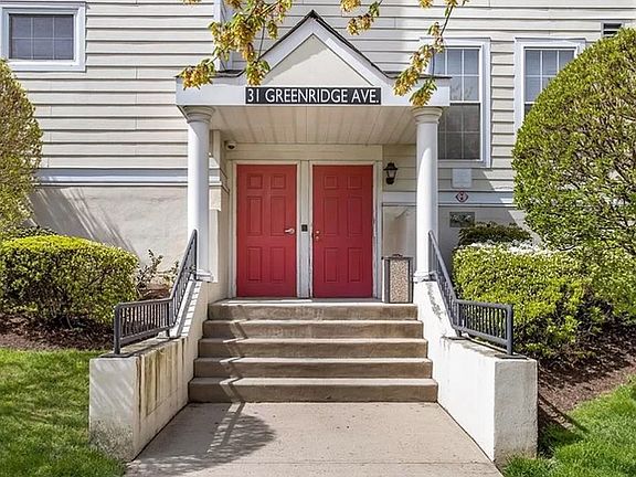 4th image of 31 Greenridge Ave APT 1Q