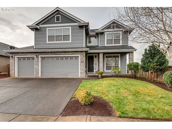 690 June Dr photo 1