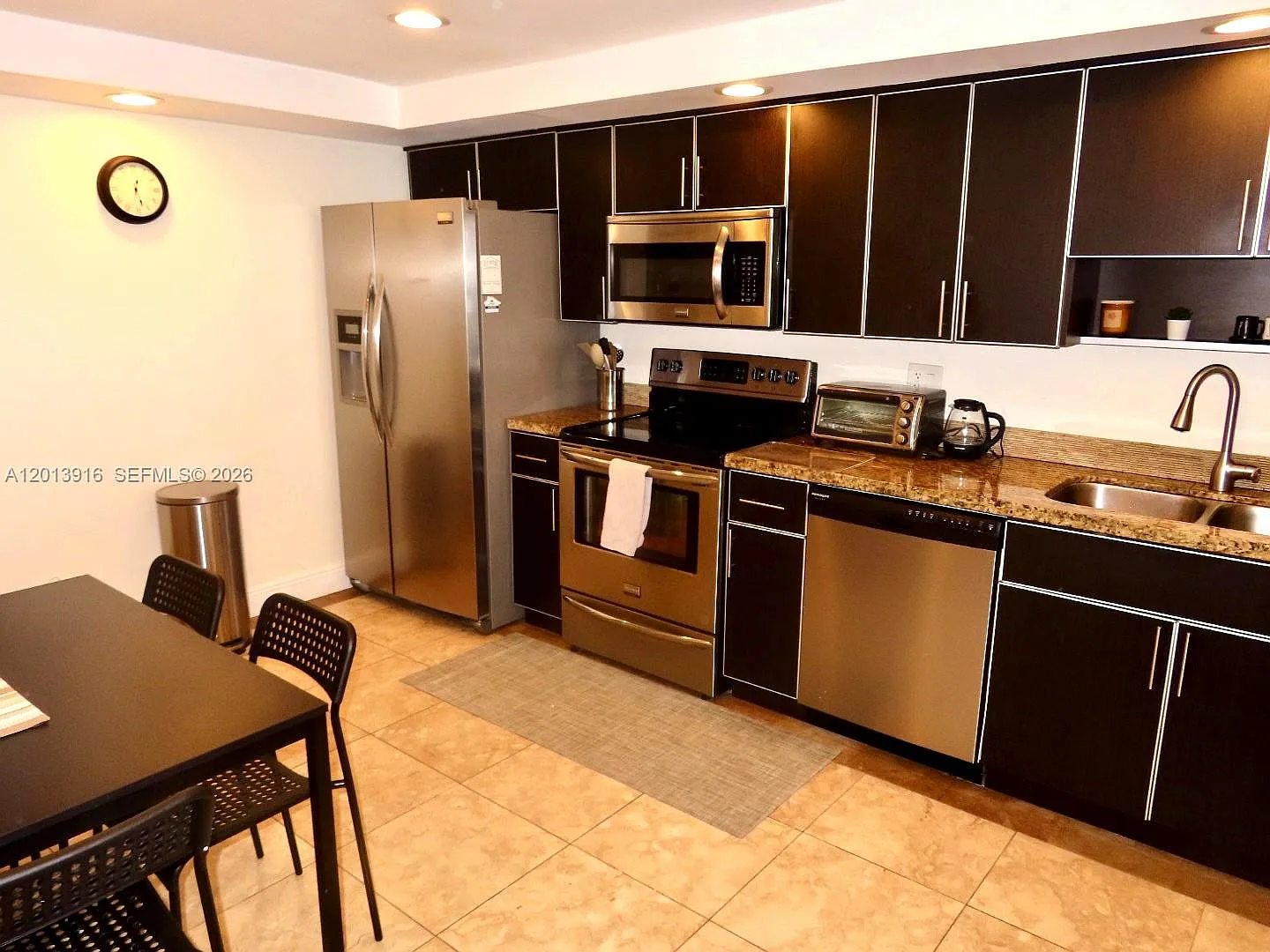 Olympus Condo Phase — Photo 2