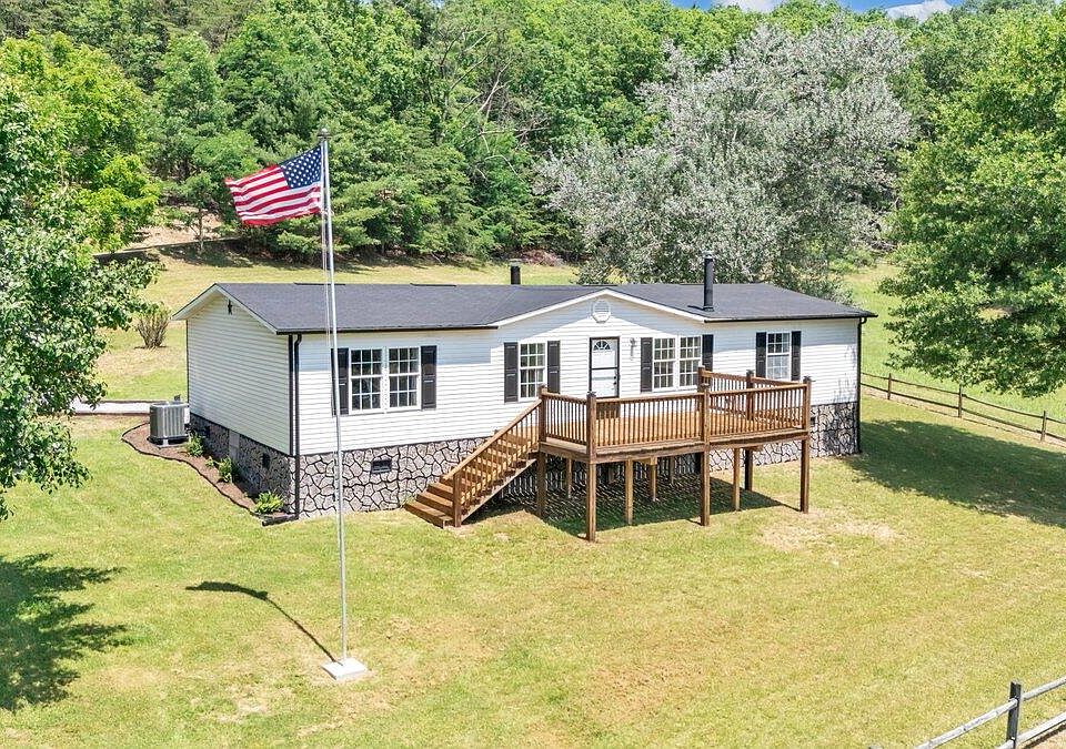 1st image of 2112 Cove Creek Rd