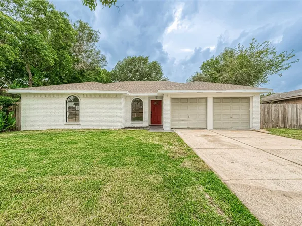 3814 Maplewood Dr, La Porte, TX 77571