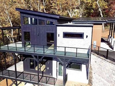 1546 Bear Valley Rd, Sevierville, TN, 37876