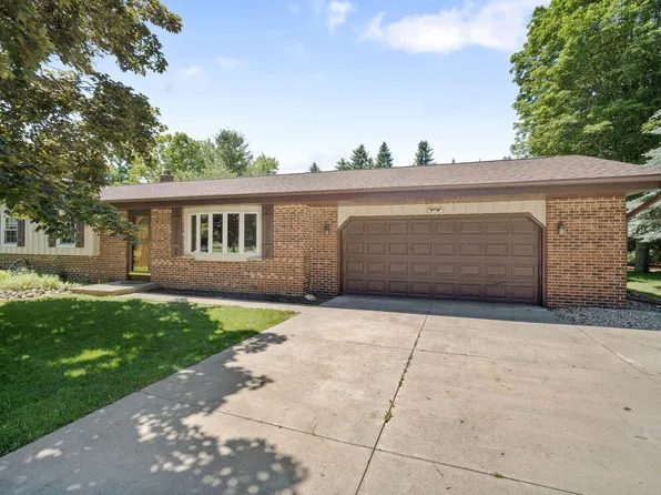 5437 Meadow View COURT, Slinger, WI 53086