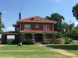 2828 Paradise St, Vernon, TX 76384