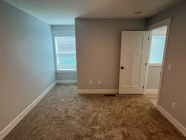 1304 W Dairy Farm Ln — Photo 28