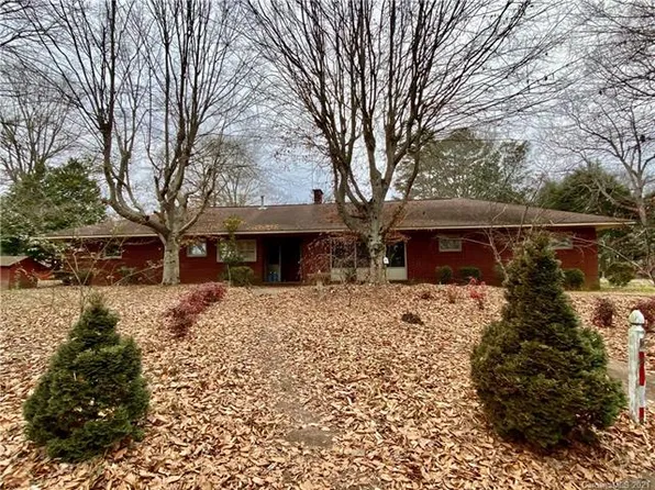 2693 Maiden Hwy, Lincolnton, NC 28092