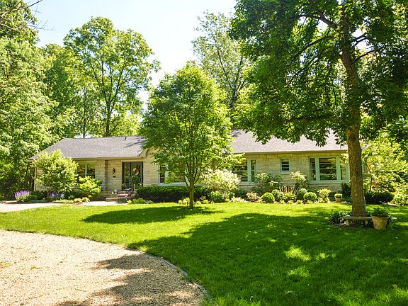 3rd image of 6247 N Chester Ave