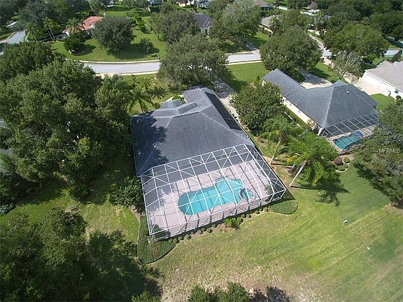 2nd image of 39400 Treeline Dr