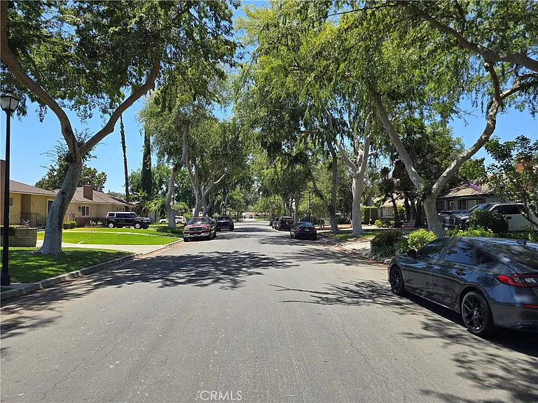 4653 Emerson St — Photo 24